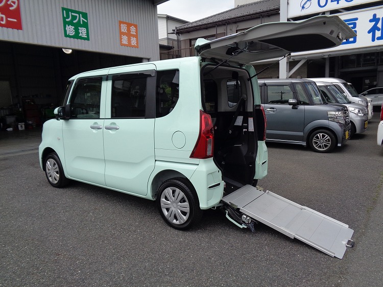 ダイハツタントの福祉車両