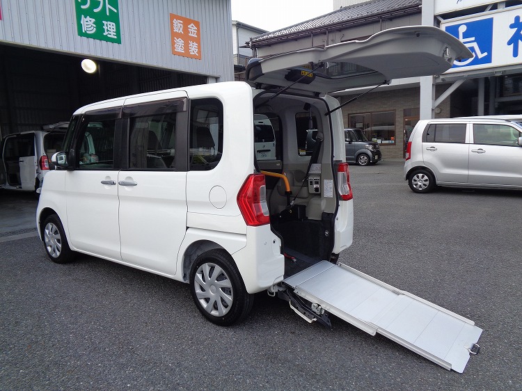 ダイハツタントの福祉車両