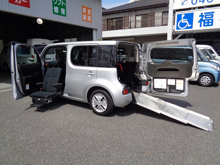 日産キューブの福祉車両
