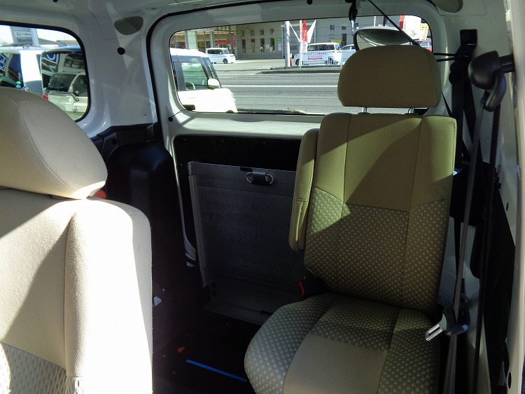 52-NV200バネット