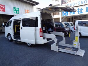 レジアスエースV