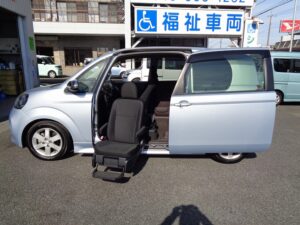 トヨタ ポルテの福祉車両