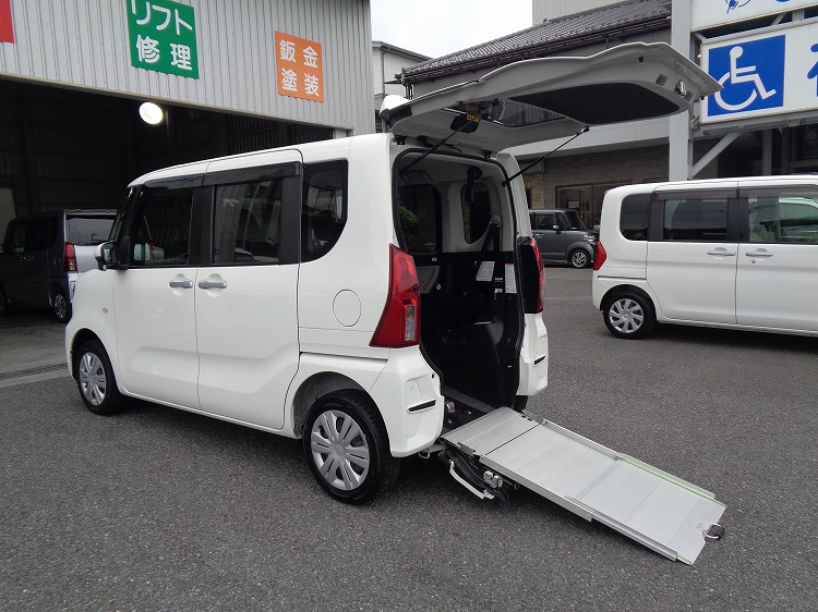 ダイハツタントの福祉車両