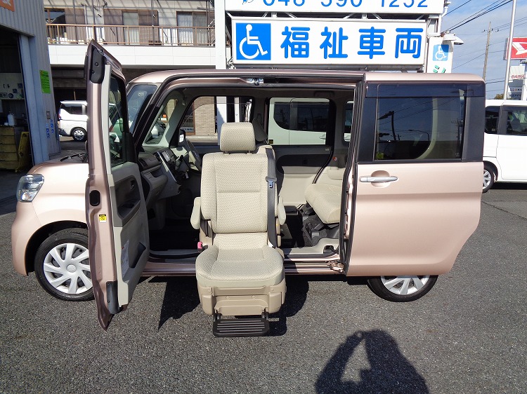 ダイハツ タントの福祉車両