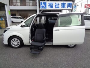 トヨタ　スペイドの福祉車両