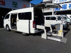 73レジアスエース