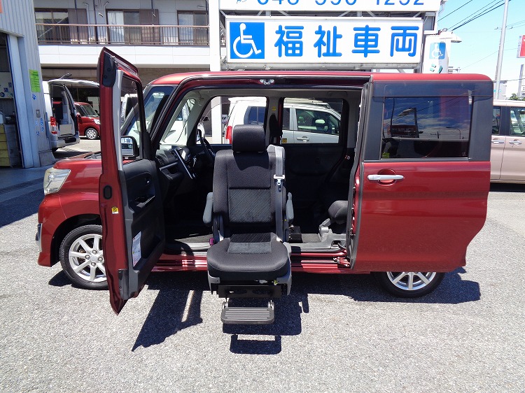 ダイハツタントの福祉車両