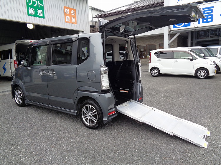ホンダ N-BOX+カスタムの福祉車両